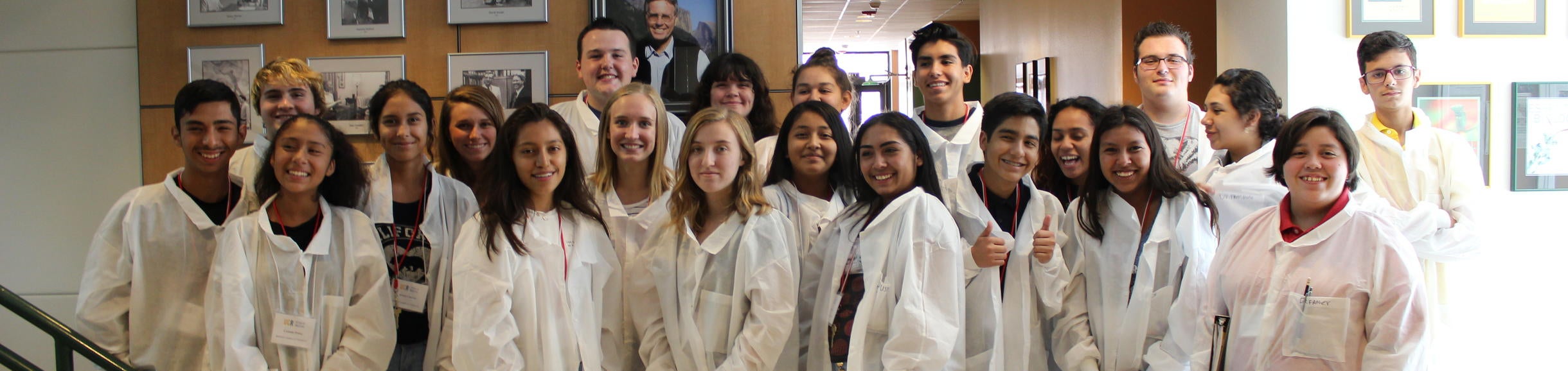 Medical Leaders of Tomorrow in lab